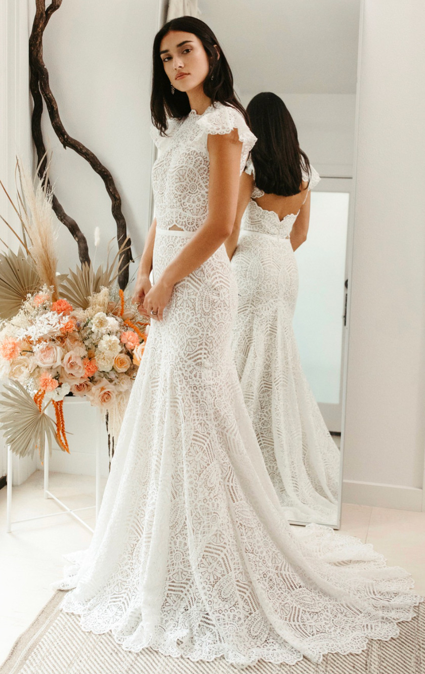 Willowby by Watters Cosette Wedding Dress Size 10 Ivory Tuscan Lace NWT Sample